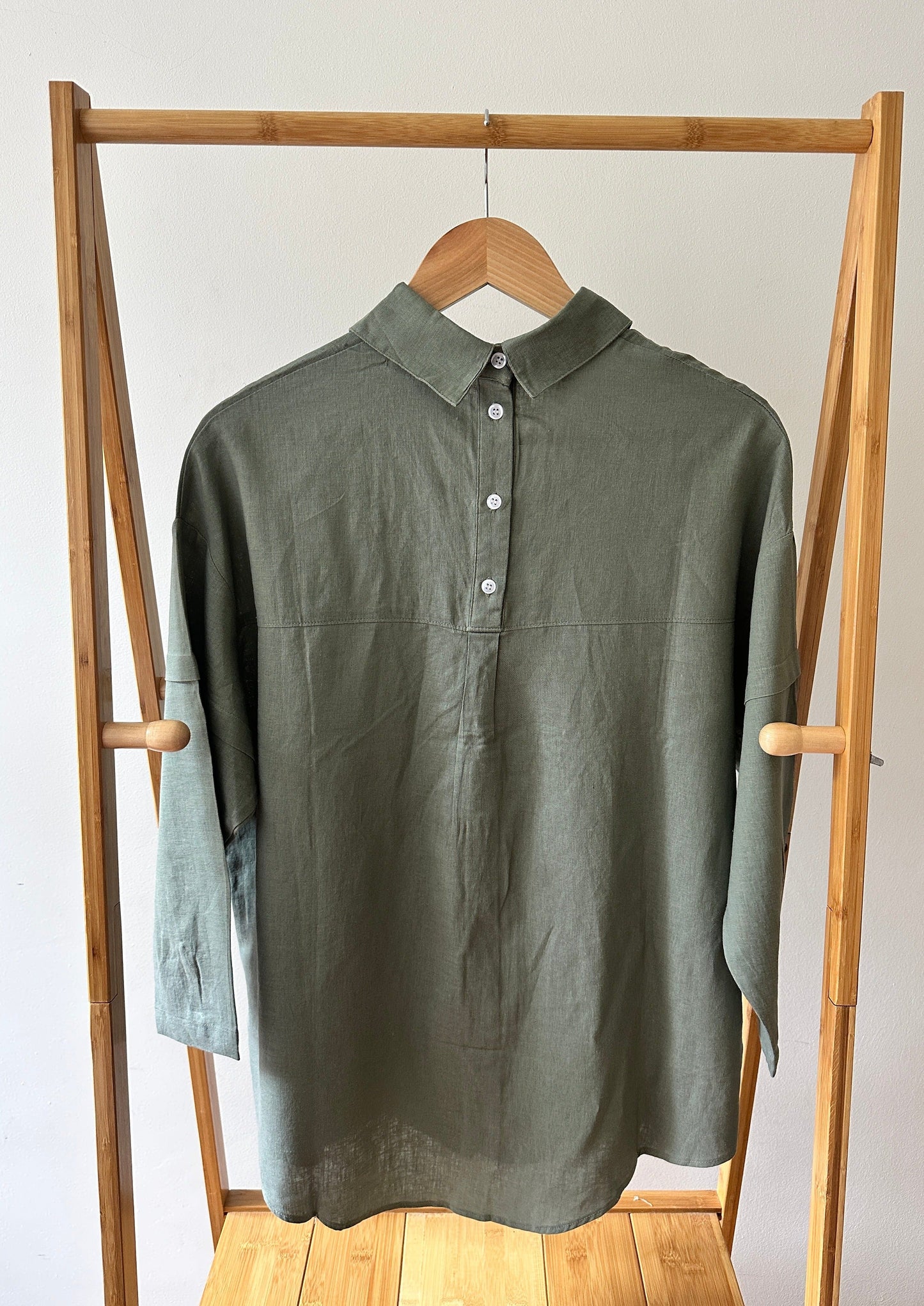 OneShu Label - Linen Shirt in Khaki